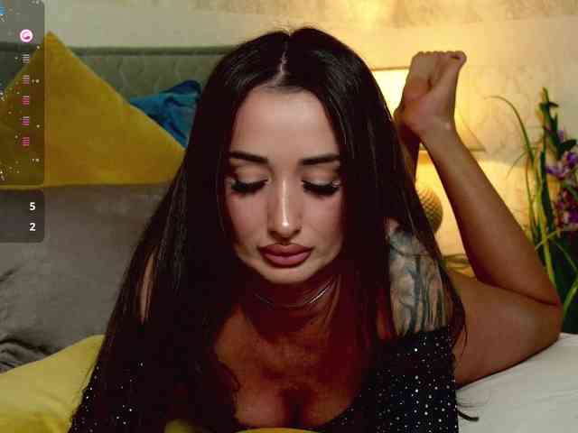 OutrageousOne webcam