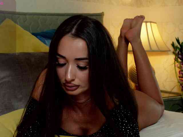 OutrageousOne webcam