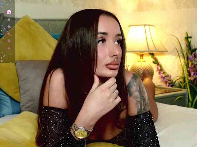 OutrageousOne webcam