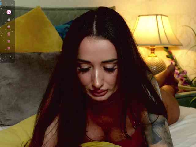 OutrageousOne webcam