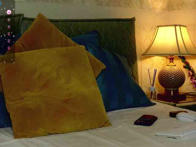 OutrageousOne webcam