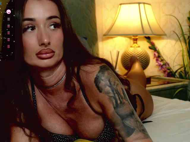 OutrageousOne webcam