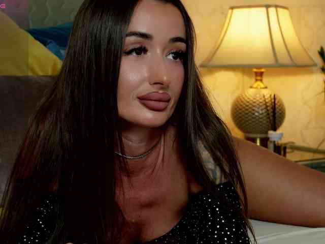 OutrageousOne webcam