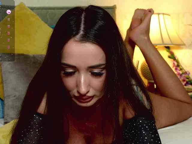 OutrageousOne webcam