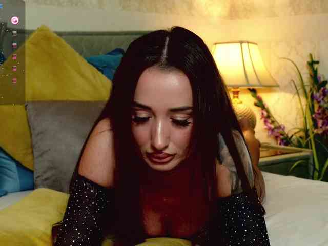 OutrageousOne webcam