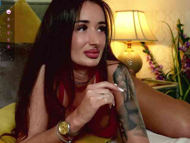 OutrageousOne webcam