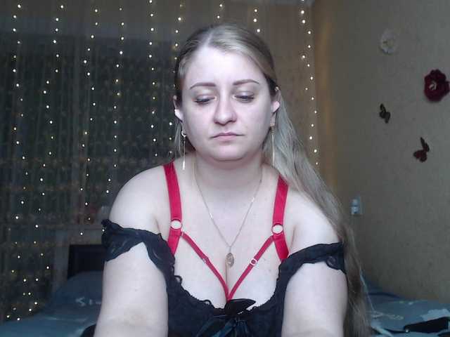 WetAngely's BongaCams show and profile