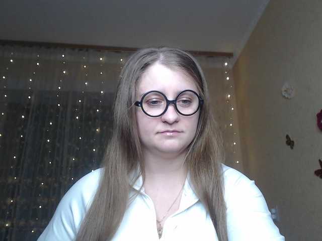 WetAngely's BongaCams show and profile