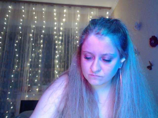 WetAngely's BongaCams show and profile