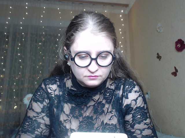 Young WetAngely - sexy, lustful and ready to flatter WetAngely from BongaCams