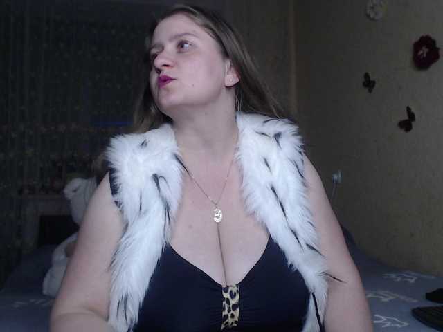Sex chat gratuit in direct cu WetAngely pe BongaCams