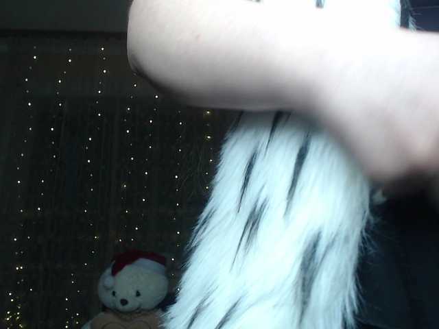 WetAngely's BongaCams show and profile