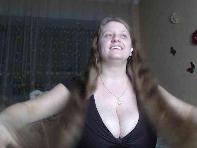 WetAngely webcam