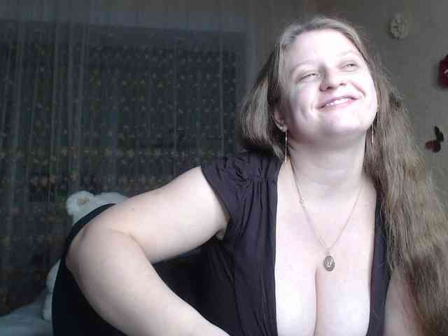 WetAngely webcam