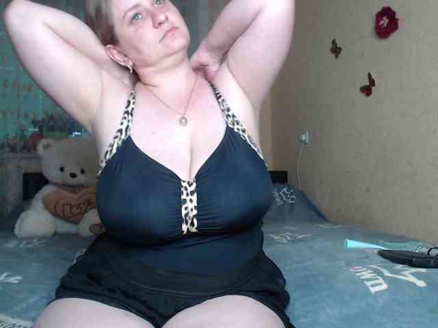 WetAngely webcam