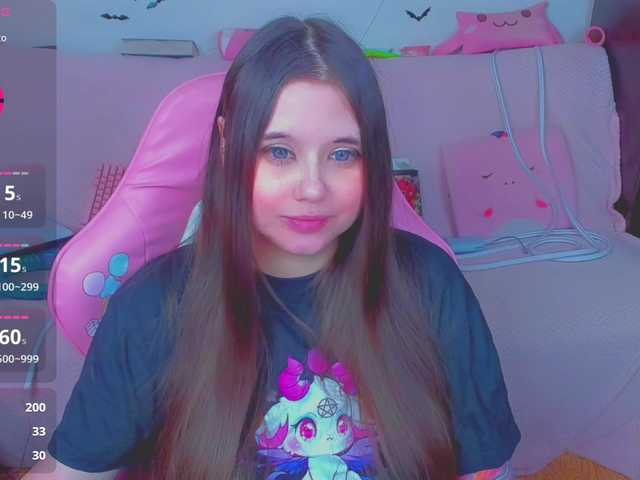 LittleKitsune's BongaCams show and profile