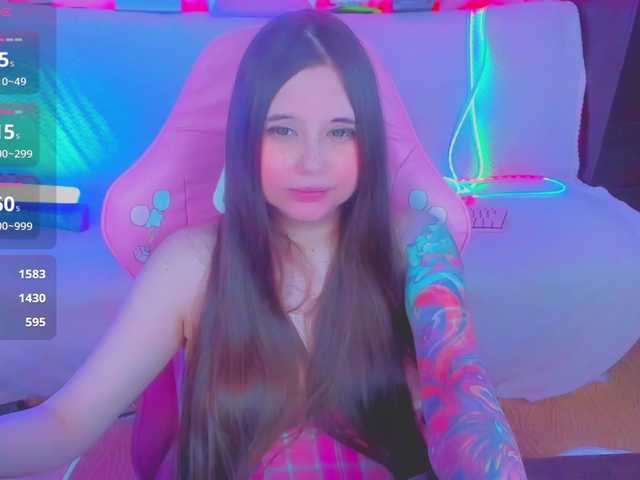 LittleKitsune's BongaCams show and profile