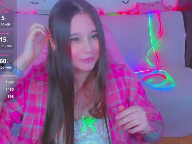 LittleKitsune's BongaCams show and profile