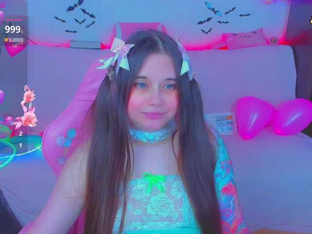 LittleKitsune's BongaCams show and profile