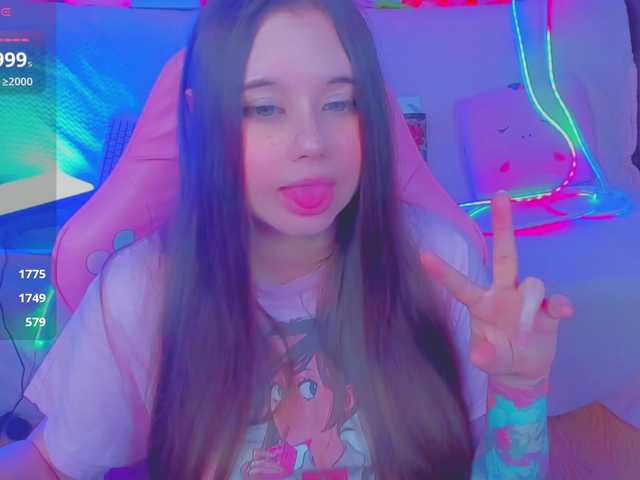 LittleKitsune's BongaCams show and profile