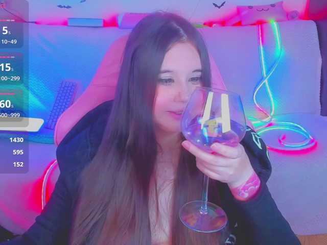 LittleKitsune's BongaCams show and profile