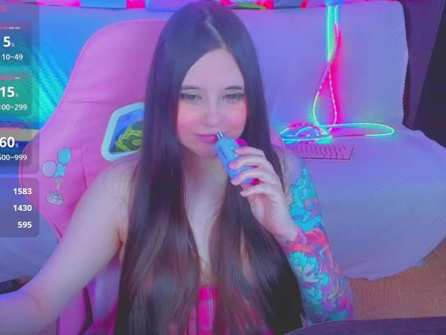 LittleKitsune's BongaCams show and profile