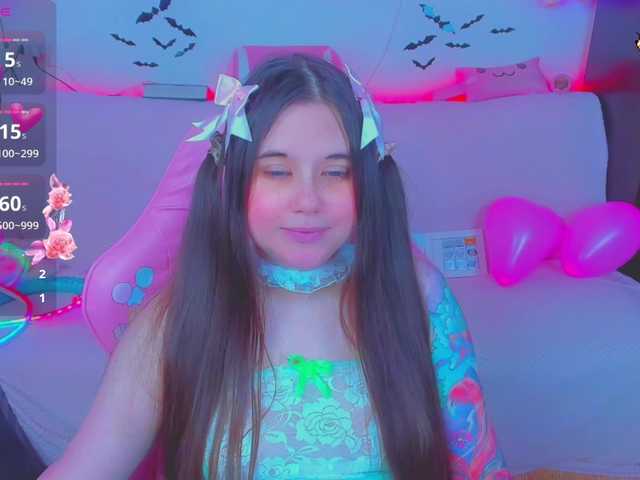 LittleKitsune's BongaCams show and profile