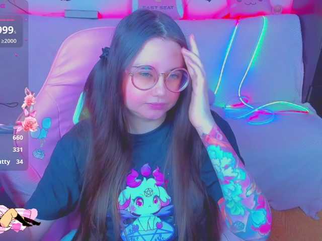 LittleKitsune's BongaCams show and profile