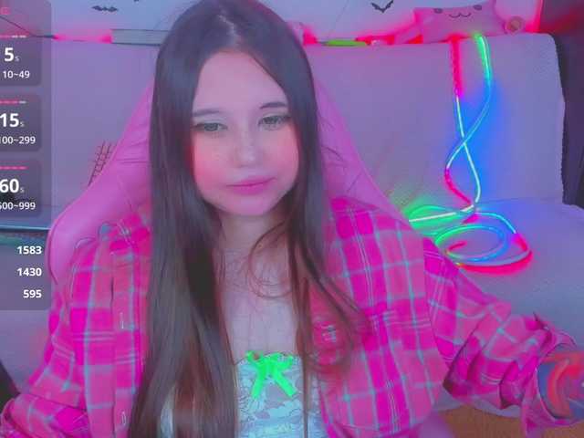 LittleKitsune's BongaCams show and profile