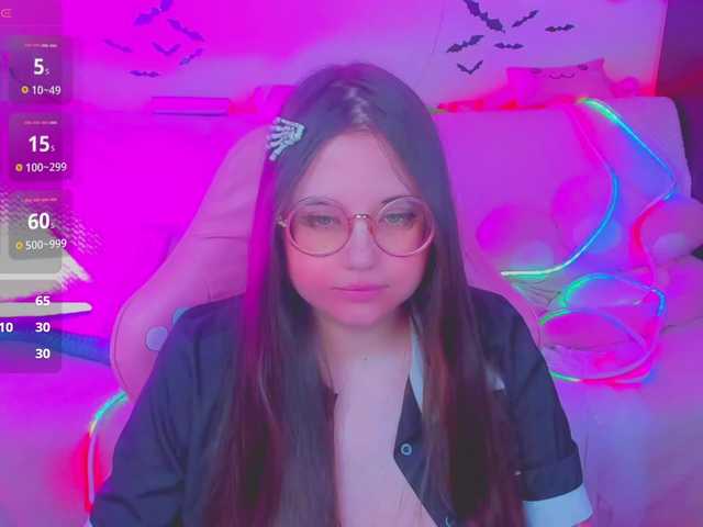 LittleKitsune's BongaCams show and profile