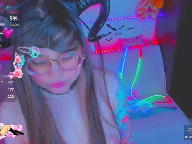 LittleKitsune's BongaCams show and profile