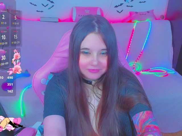 LittleKitsune's BongaCams show and profile