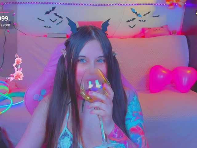 LittleKitsune's BongaCams show and profile