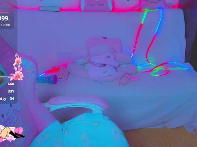 LittleKitsune's BongaCams show and profile