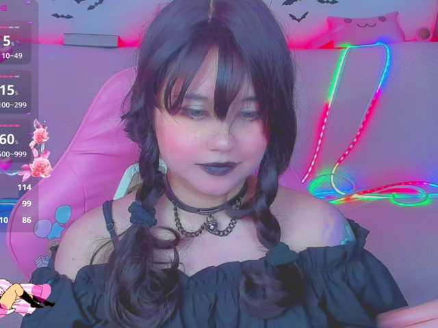 LittleKitsune's BongaCams show and profile