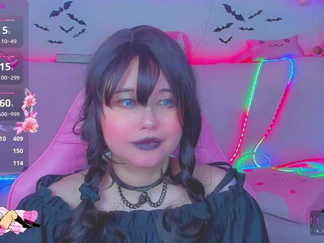 LittleKitsune's BongaCams show and profile