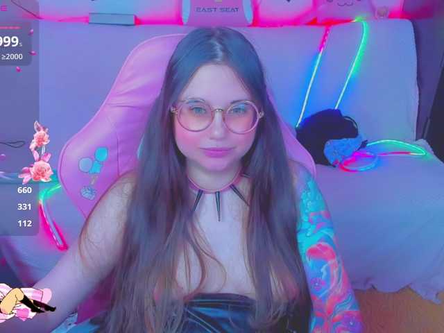 LittleKitsune's BongaCams show and profile