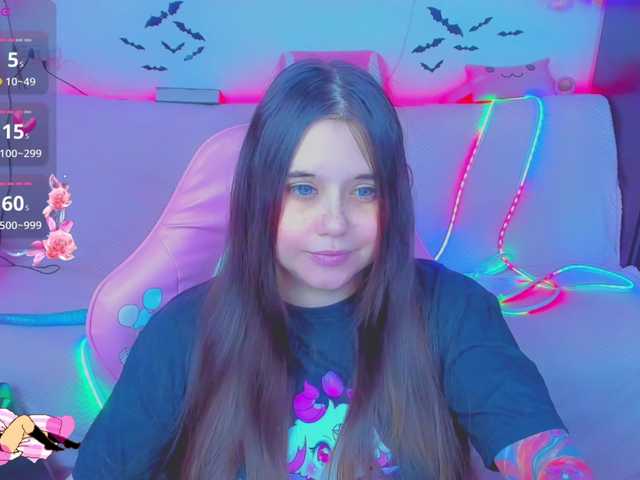 LittleKitsune's BongaCams show and profile