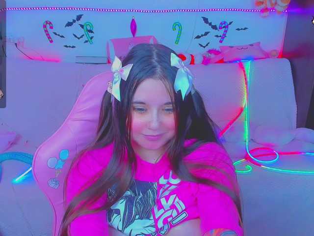 LittleKitsune's BongaCams show and profile