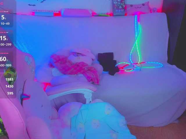LittleKitsune's BongaCams show and profile