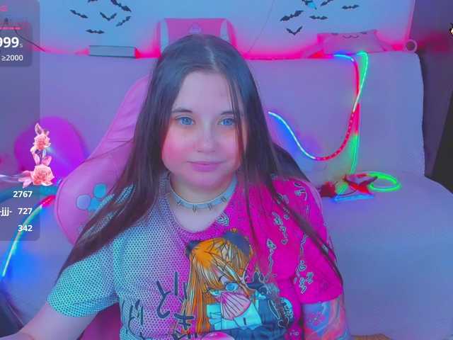 LittleKitsune's BongaCams show and profile