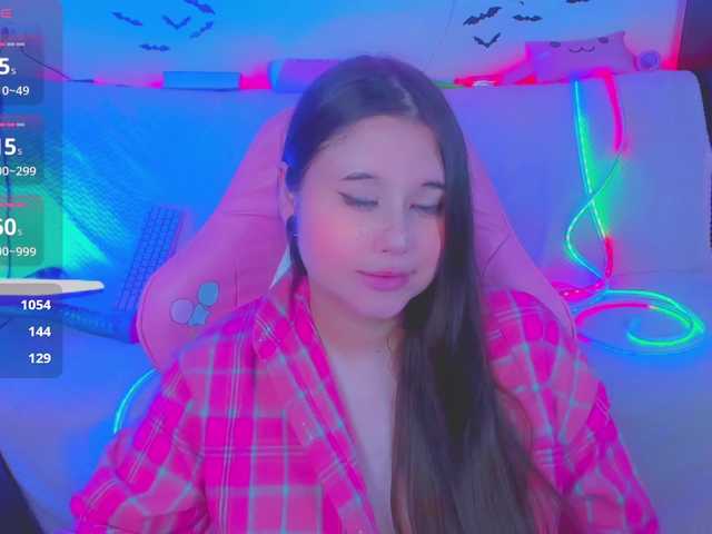 LittleKitsune's BongaCams show and profile