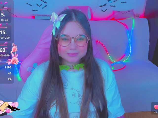 LittleKitsune's BongaCams show and profile