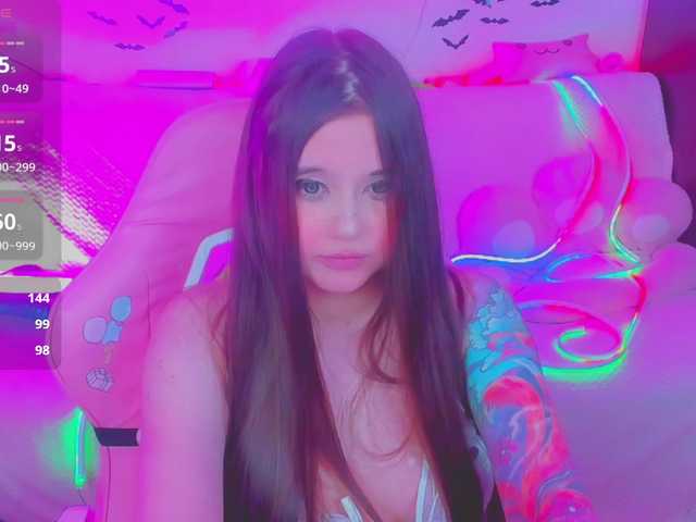 LittleKitsune's BongaCams show and profile