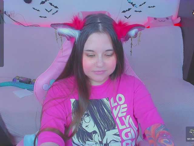 LittleKitsune's BongaCams show and profile