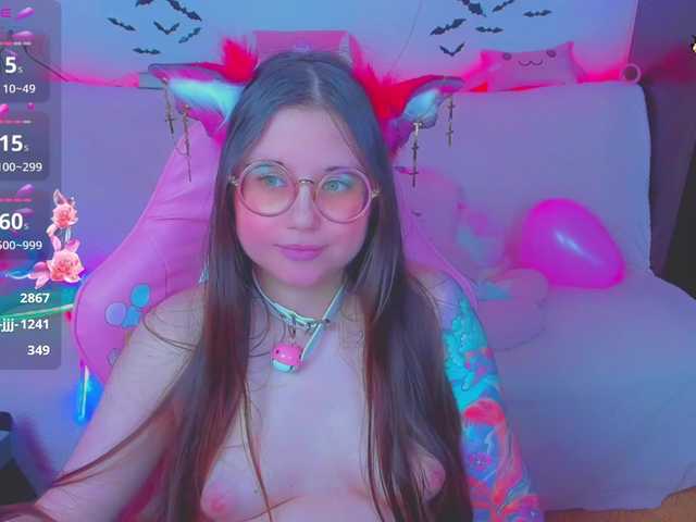 LittleKitsune's BongaCams show and profile