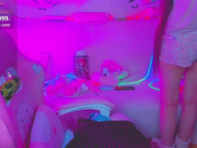 LittleKitsune's BongaCams show and profile