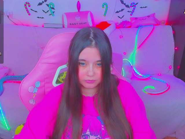 LittleKitsune's BongaCams show and profile