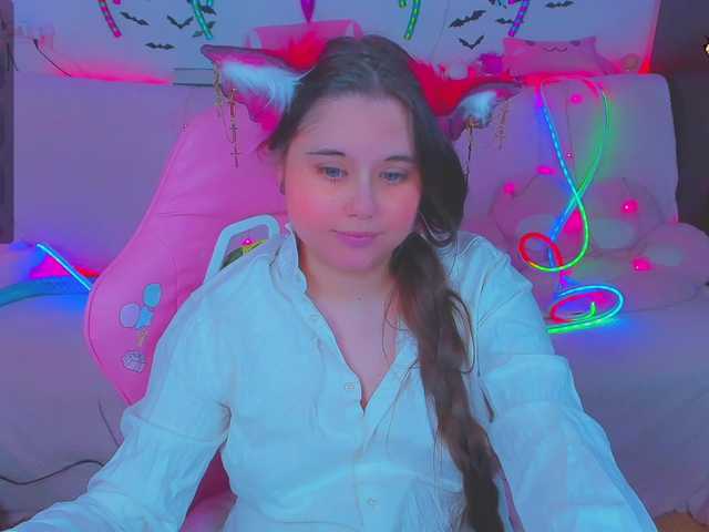 LittleKitsune's BongaCams show and profile