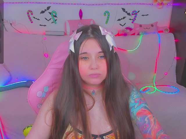 LittleKitsune's BongaCams show and profile